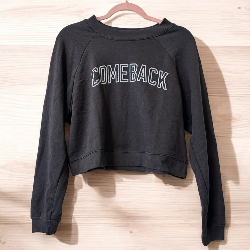 Fourlaps “comeback” cropped sweatshirts medium NWOT